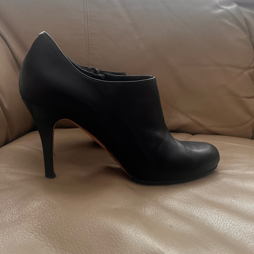 Cole Haan Black Leather Heels